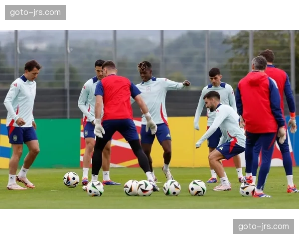 葡萄牙体育防守反击时机：快速通过中场的人数优势利用